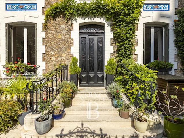 Maison vente à Paris, Île-de-France