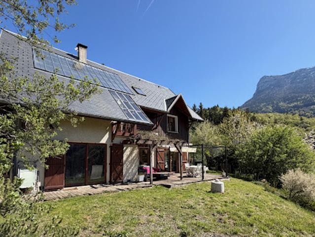 Maison vente à Grenoble, Auvergne-Rhône-Alpes