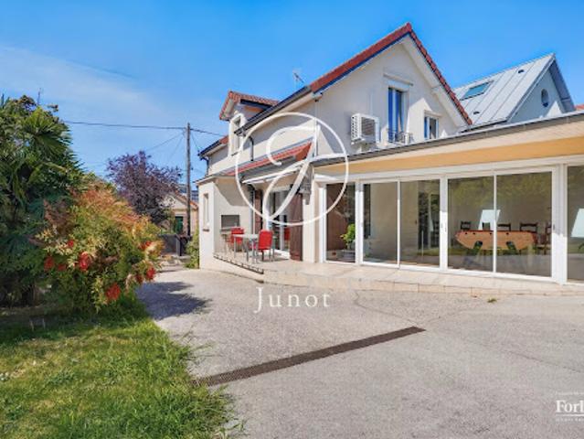 Maison vente à Nanterre, Rueil-malmaison