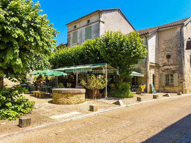 Maison vente à Nontron, Bourdeilles