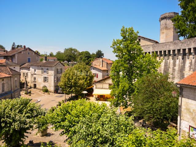 Maison vente à Nontron, Bourdeilles