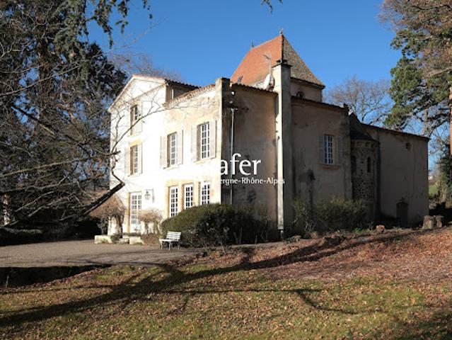 Château vente à Issoire