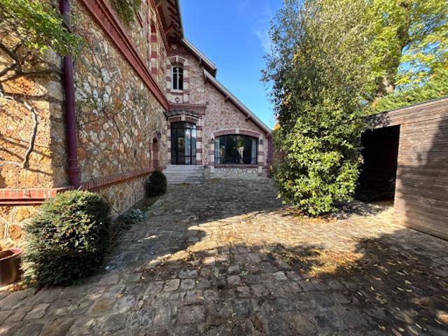 Maison vente à Garches, Hauts-de-Seine