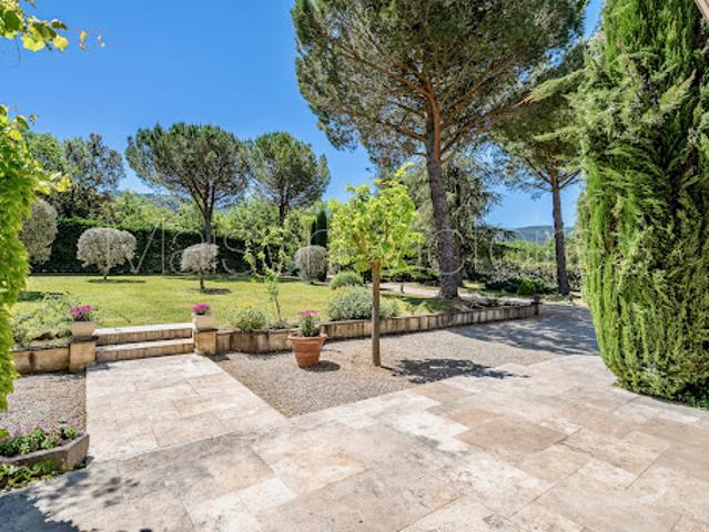 Maison vente à Apt, Ménerbes