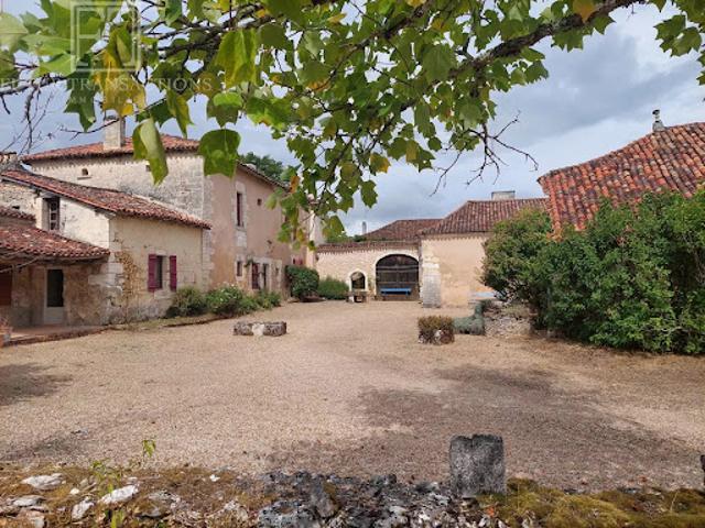 Maison vente à Nontron, Mareuil