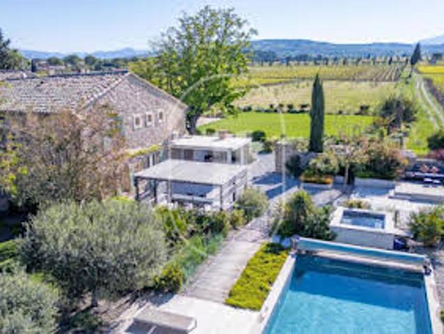 Maison vente à Sainte-cécile-les-vignes