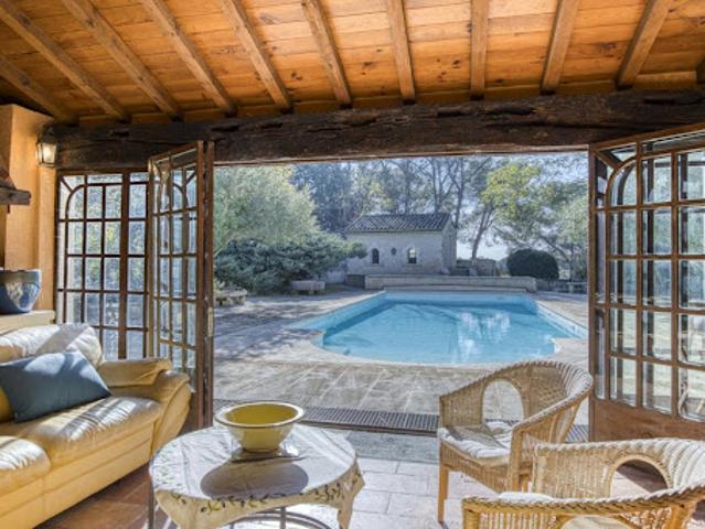 Maison vente à Carpentras, Châteauneuf-du-pape