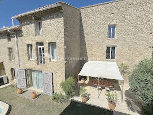Maison vente à Sainte-cécile-les-vignes