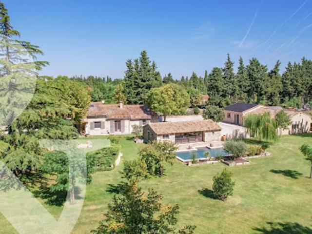 Maison vente à Arles, Mollégès