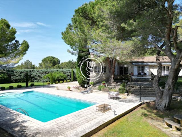 Maison vente à Arles, Eygalières
