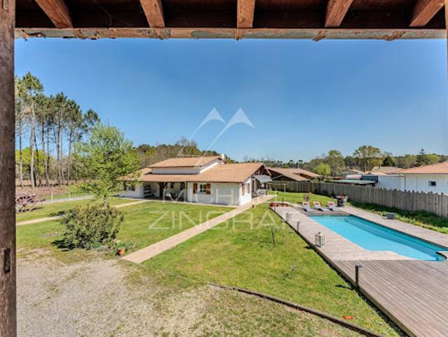 Maison vente à Arcachon, Salles
