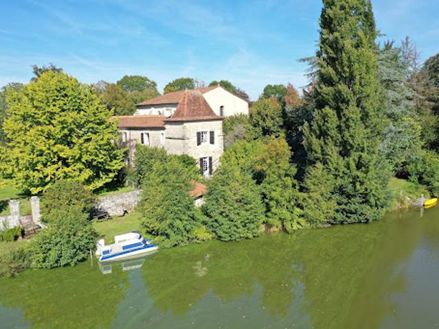Maison vente à Nontron, Nouvelle-Aquitaine