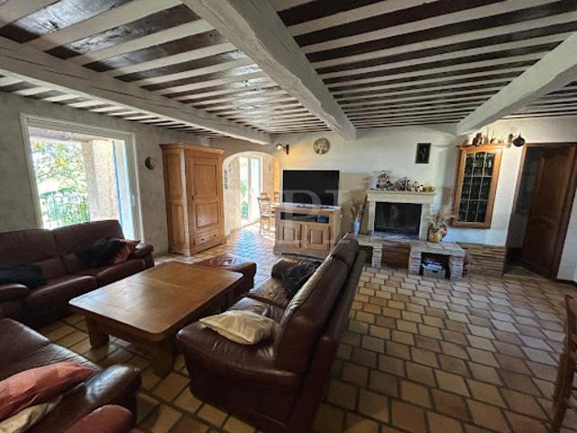 Maison vente à Saint-Saturnin-lès-Apt, Vaucluse