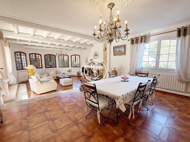 Maison vente à Eygalières, Bouches-du-Rhône