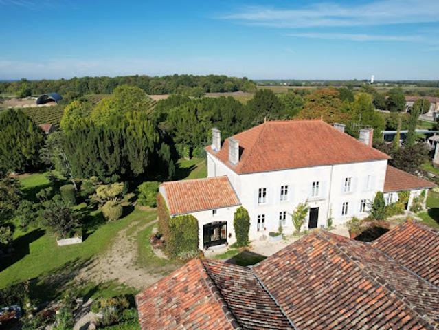 Maison vente à Angoulême, Aignes-et-puypéroux