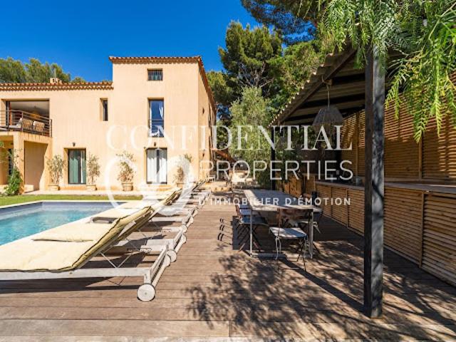 Maison vente à Marseille, Cassis