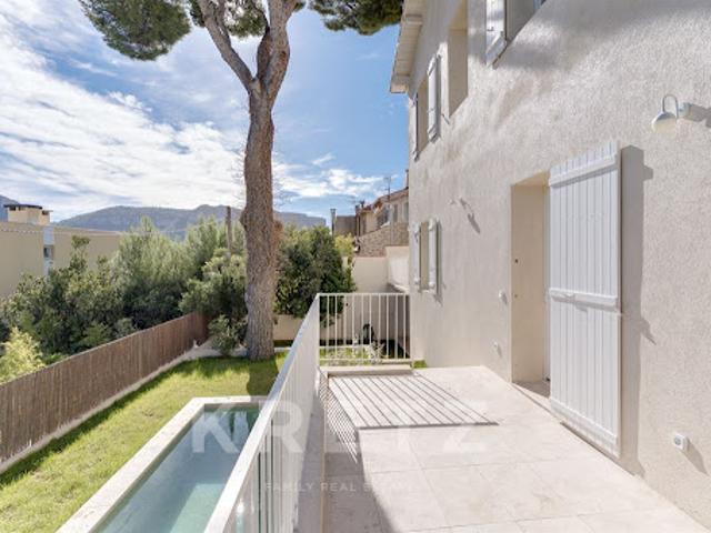 Maison vente à Marseille, Cassis