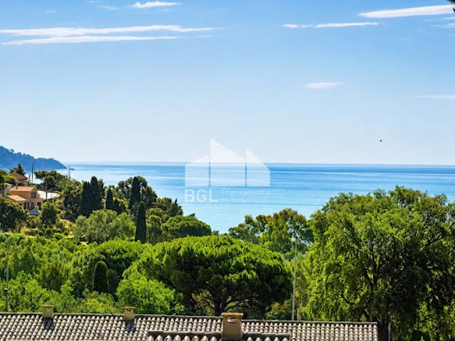 Maison vente à Arrondissement de Toulon, Le Lavandou