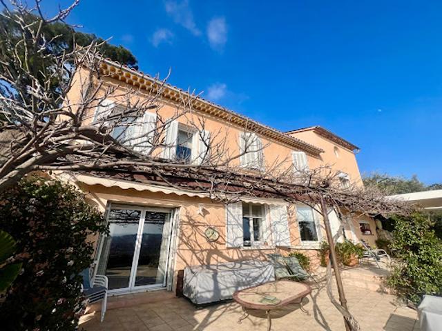 Maison vente à Arrondissement de Toulon, Toulon