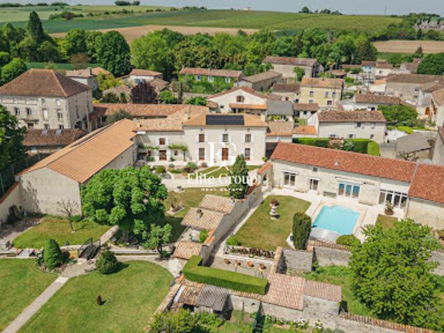 Maison vente à Angoulême, Aignes-et-puypéroux