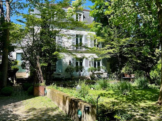 Maison vente à Paris, Île-de-France