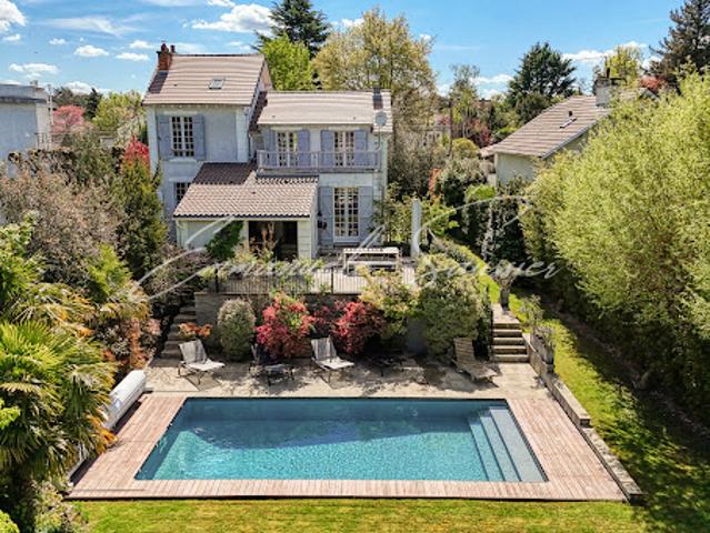 Maison vente à Versailles, La Celle-saint-cloud