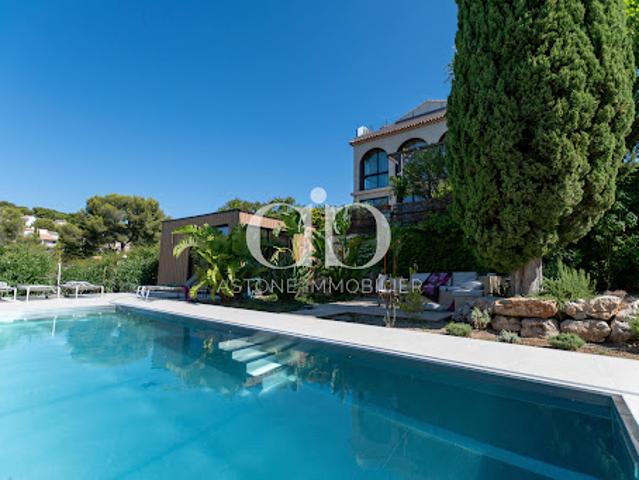 Maison vente à Marseille, Cassis