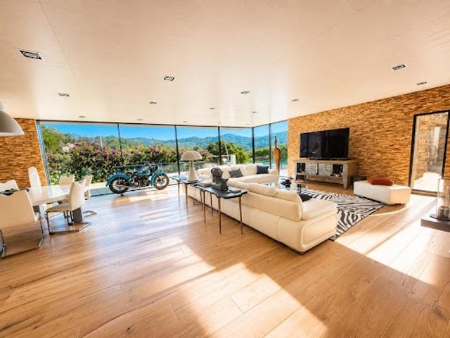 Maison vente à Arrondissement de Toulon, Hyères