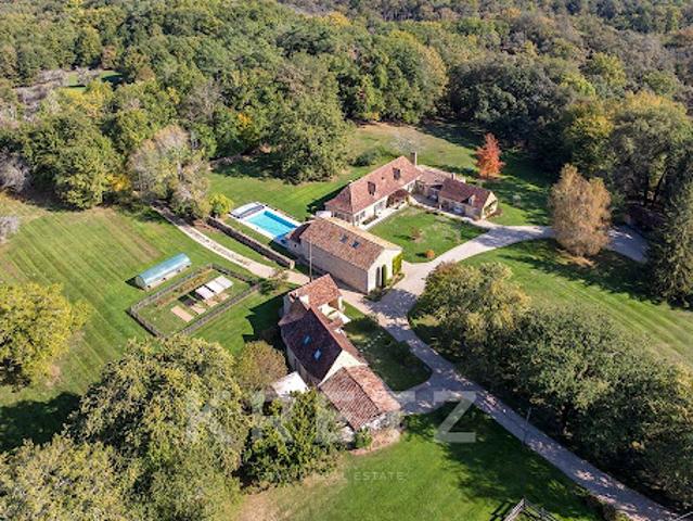 Maison vente à France métropolitaine, Saint-georges-de-montclard