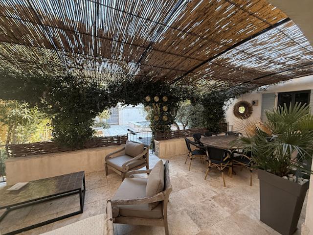 Maison vente à Arles, Maillane