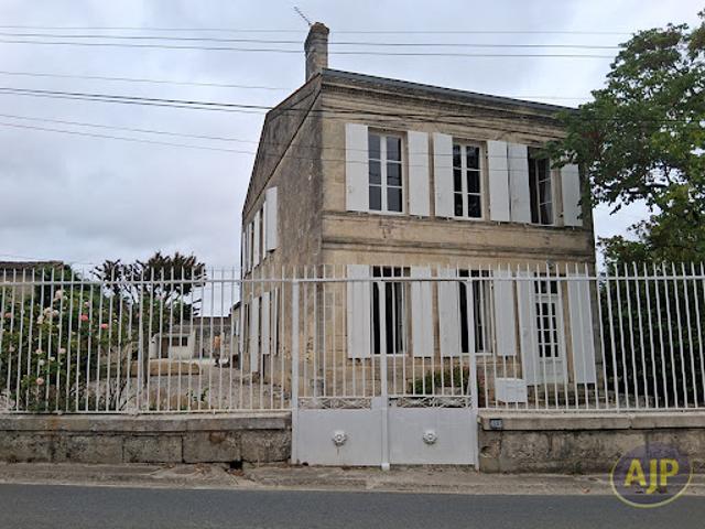 Maison vente à Saint-estèphe