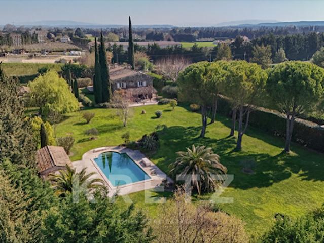 Maison vente à Arles, La Salle Les Alpes