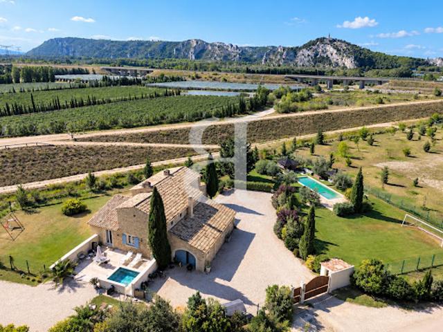 Ferme vente à Cheval-Blanc, Vaucluse