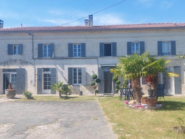Maison vente à Saintes, Tesson
