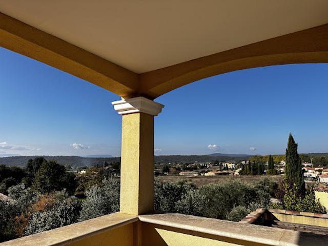 Maison vente à Brignoles, Tavernes