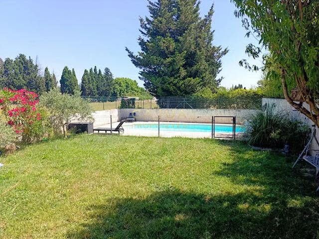 Maison vente à Arles, La Salle Les Alpes