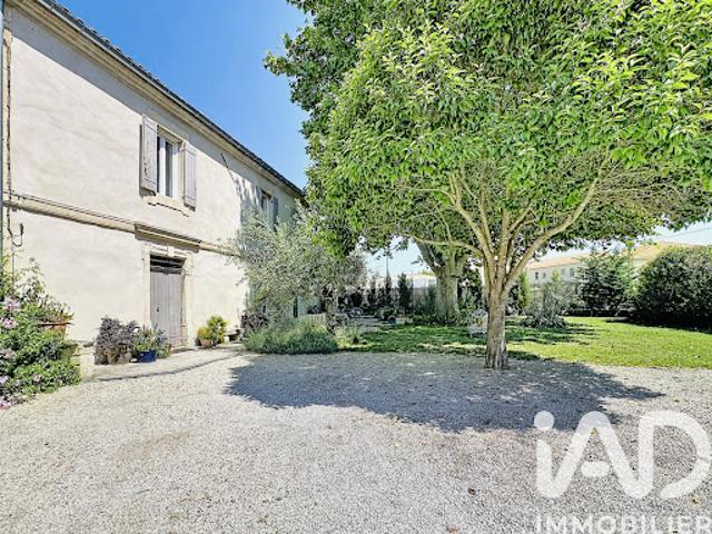 Maison vente à Arles, Cabannes