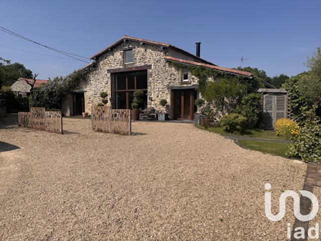 Maison vente à Fontenay-le-Comte, Vouvant