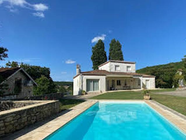 Maison vente à Hautefage-la-tour