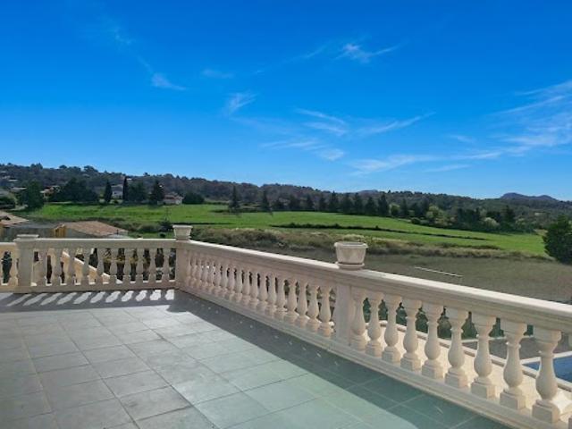 Maison vente à Brignoles, Tavernes