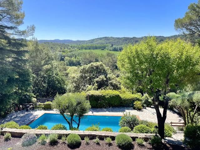 Maison vente à Brignoles, Le Thoronet