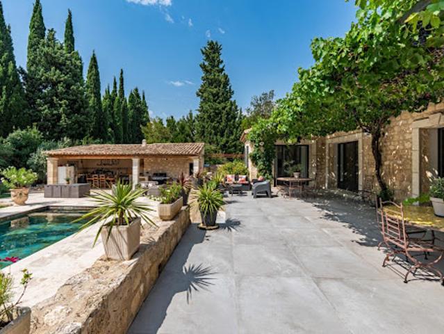Maison vente à Arles, Paradou