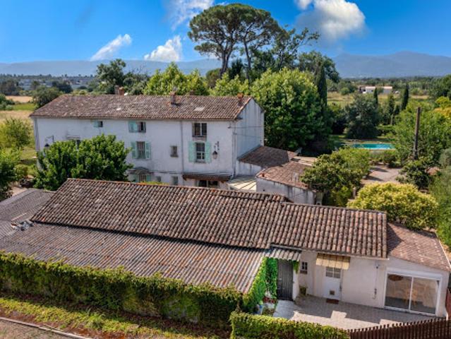 Ferme vente à Brignoles, Le Luc
