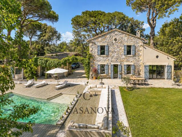 Maison vente à Nîmes, Aigues-mortes
