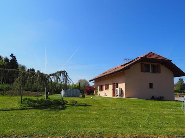 Maison location à Saint-Julien-en-Genevois, Scientrier