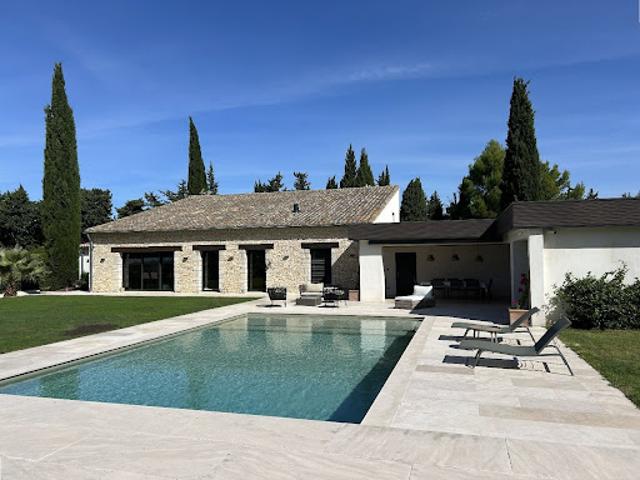Maison vente à Arles, Rognonas