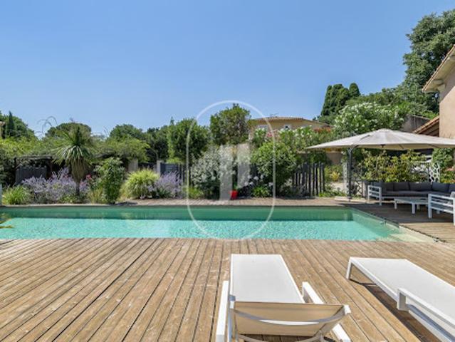 Maison vente à Villeneuve-lès-Avignon, Gard