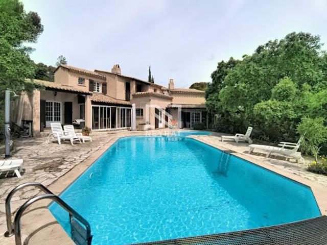 Maison vente à Arrondissement de Draguignan, Saint-raphaël