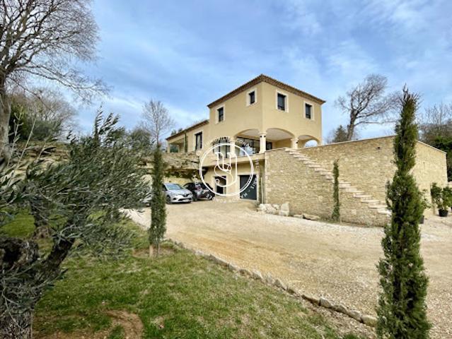 Maison vente à Uzès