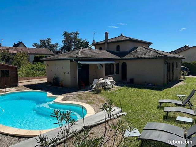 Maison vente à La Boisse, Guadeloupe